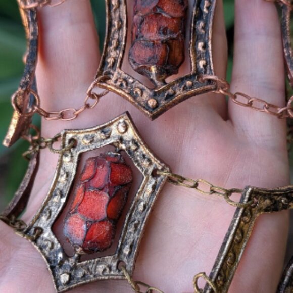 Gothic Chocker - Picture 3 of 3